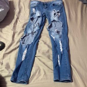 Size 1/2 VIP brand extra holy skinny jeans.